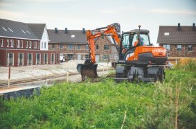 Hitachi ZX135W-7