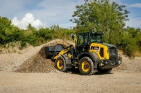 The WA170M-11 wheel loader in operation.