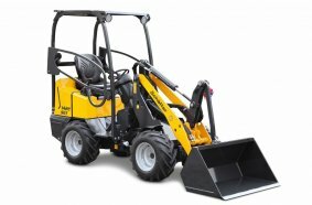 The new 1422 SGT compact loader takes care of tasks to reduce manual work for boosted productivity.