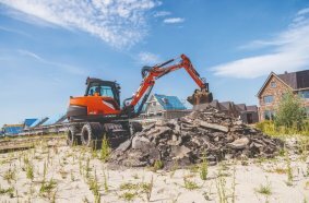 Hitachi ZX135W-7