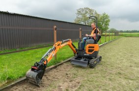 DEVELON to Premiere DX10Z-7 Mini-Excavator at Galabau
