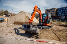 Hitachi ZX55U-6EB 