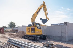 Komatsu PC138US-11