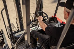 The FLM 25 offers comprehensive weather protection and a spacious cabin with a large uncluttered footwell area for unmatched comfort.