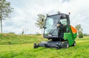 AMAZONE favours green and orange for a strong brand identity