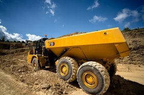 Cat® 730 Articulated Truck