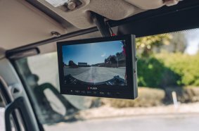 FUSO Canter display rear-view camera