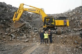 Rudolf Hilgenroth GmbH & Co. KG is delighted with the next generation of the Komatsu PC700LC: State-of-the-art technology for demanding applications