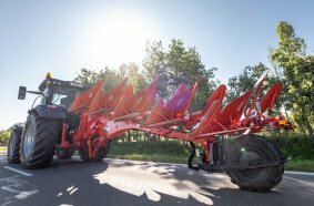 New MASTER M mounted plough: Simple, intuitive and powerful