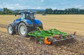 AMAZONE DFW 580 double flex ring roller with Cenio 4000-2 Super mounted cultivator.