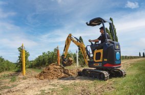 New Holland Construction E15X