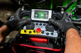 Merlo introduces ROTO16 and ROTO18: innovation, performance and operating comfort in compact rotating telehandlers