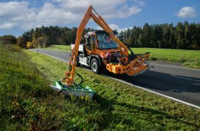 Unimog at GaLaBau 2024: New systems for modern road maintenance