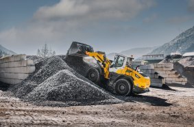 This year at Bauma, Liebherr is showcasing the L 546, a representative of the new mid-sized wheel loaders.