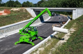 Merlo introduces ROTO16 and ROTO18: innovation, performance and operating comfort in compact rotating telehandlers