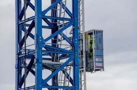 Comansa 21LC1050 tower crane in the Aibel yard (Norway). Lift.
