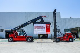 Kalmar Reachstacker and an Empty Container Handler