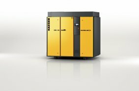 The CSG series (on the right with integrated i.HOC rotation dryer) delivers compressed air dependably and efficiently for oil-free applications.
