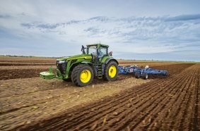 Three new 8 series tractors: John Deere Expands 8R and 8RX Tractor Series with New High-Horsepower Models for Large-Scale Farming