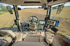 Three new 8 series tractors: John Deere Expands 8R and 8RX Tractor Series with New High-Horsepower Models for Large-Scale Farming