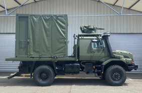 Zetros 2048A 4x4 as highly mobile carrier vehicle for networked unmanned systems and HX-2 multi-launch capability