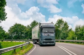 Driving Experience with near-series prototypes of the eActros 600
