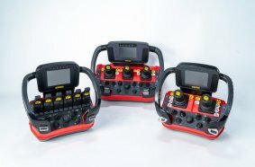 The radio remote control P6 serves as a compact and lightweight alternative to the existing high-end solution P7.
