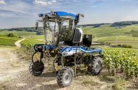 New Holland Straddle Tractor TE6 Range