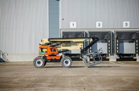 JLG EC450 Compact side view