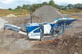 The MOBICAT MC 110 EVO2 plant from Kleemann is the ideal choice for pre-crushing almost all kinds of quarried stone and a wide range of recycling tasks.
