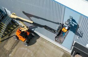JLG EC450AJ Compact in action