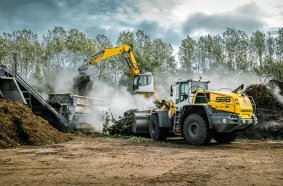 CO2-saving and more fuel efficient: The Liebherr XPower® wheel loaders impress with their power-split travel drive.
