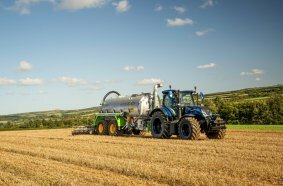 New Holland T7 Methane Power LNG