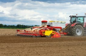 AEROSEM VT 5000 DD, the compact, soil conserving seed drill combination