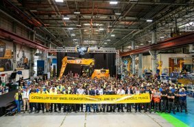 Caterpillar celebrates production of the 50,000th Cat® Wheel Loader