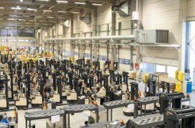 Today in Roding, Crown manufactures a wide range of products across 19 truck series.