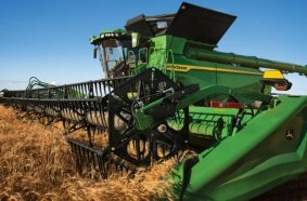 John Deere X9 1100