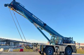 Rough-terrain crane