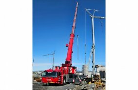 Both of the new cranes are operating on jobsites around Reykjavík.