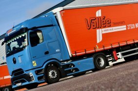 Transports Vallée in France is investing in the future: First Mercedes-Benz eActros 600 and 62 Actros L with ProCabin