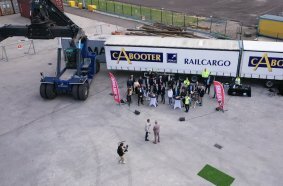 Kalmar hands over its first fully electric reachstacker to Cabooter Group