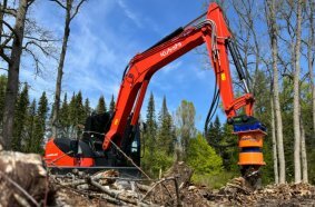 Dipperfox at ConExpo