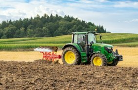 The new SERVO 2000 plough makes the most of its power