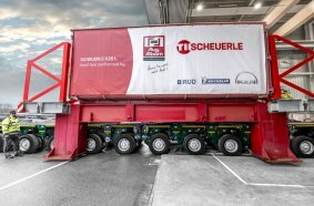 Maximum transport safety with RUD – The special RUD chains and lashing points ensure exceptionally strong and secure load securing.