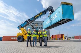 Hyster battery-powered electric ReachStacker