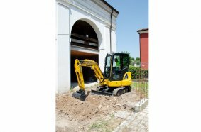Komatsu extends electric mini excavator range with PC26E-6
