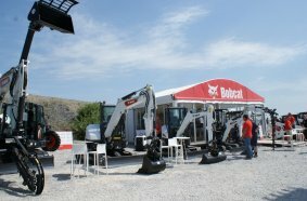 UK Debuts for Bobcat R-Series and T650 Loaders at Hillhead