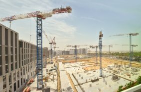 Eight Raimondi flat-top tower cranes deployed in Sharjah, UAE