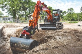 Hitachi ZX135W-7