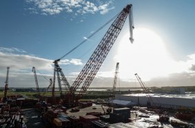 World’s strongest land-based crane completes fully electric operations testing
